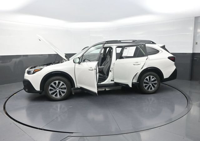 Used 2022 Subaru Outback Premium AWD/4WD image 35