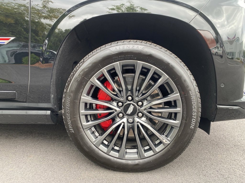 Certified 2024 Cadillac Escalade ESV V w/ Heavy-Duty Trailer Package image 28