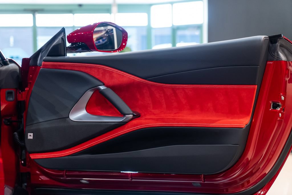 Certified 2021 Ferrari 812 GTS RWD image 32