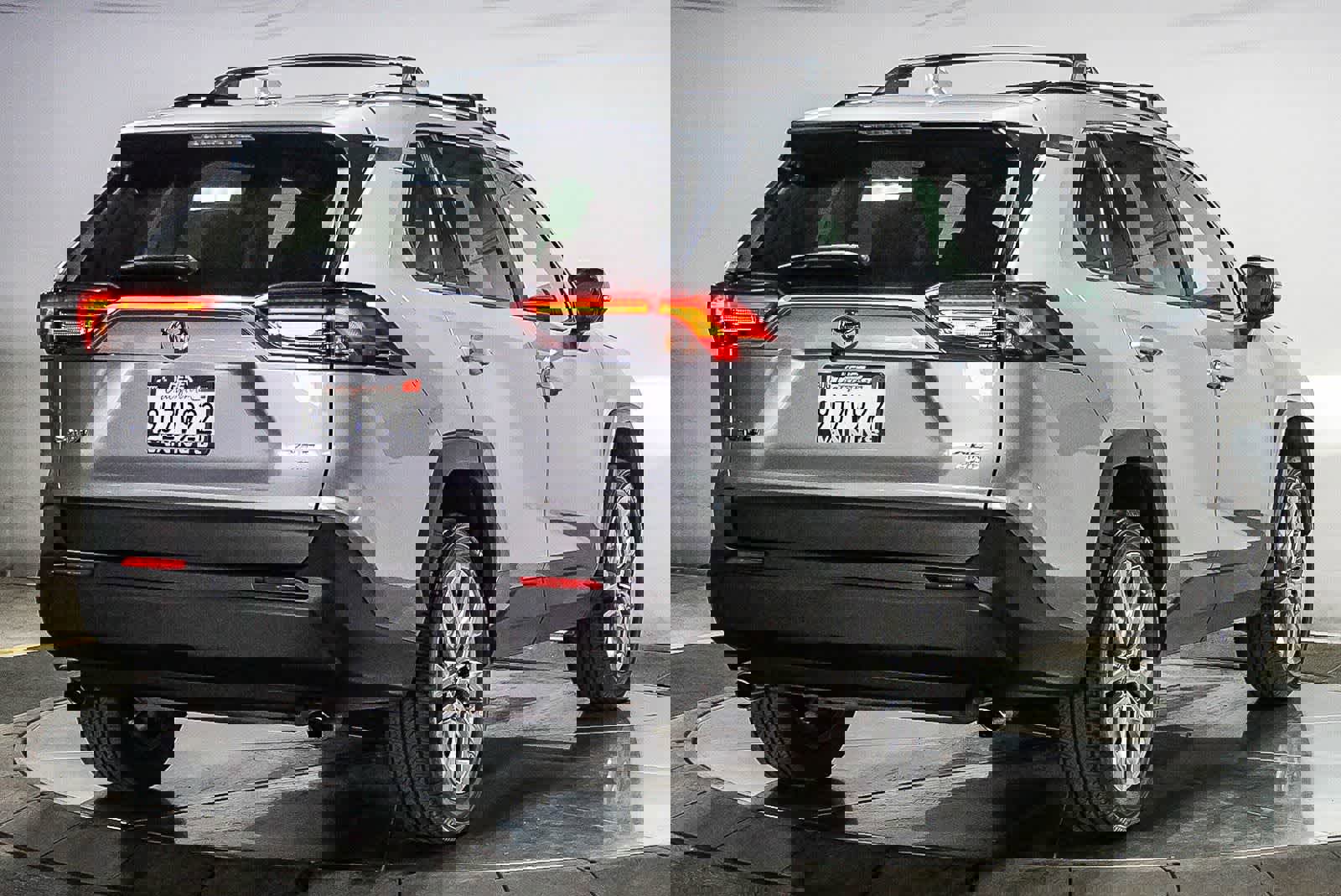 Certified 2025 Toyota RAV4 XLE Premium image 10