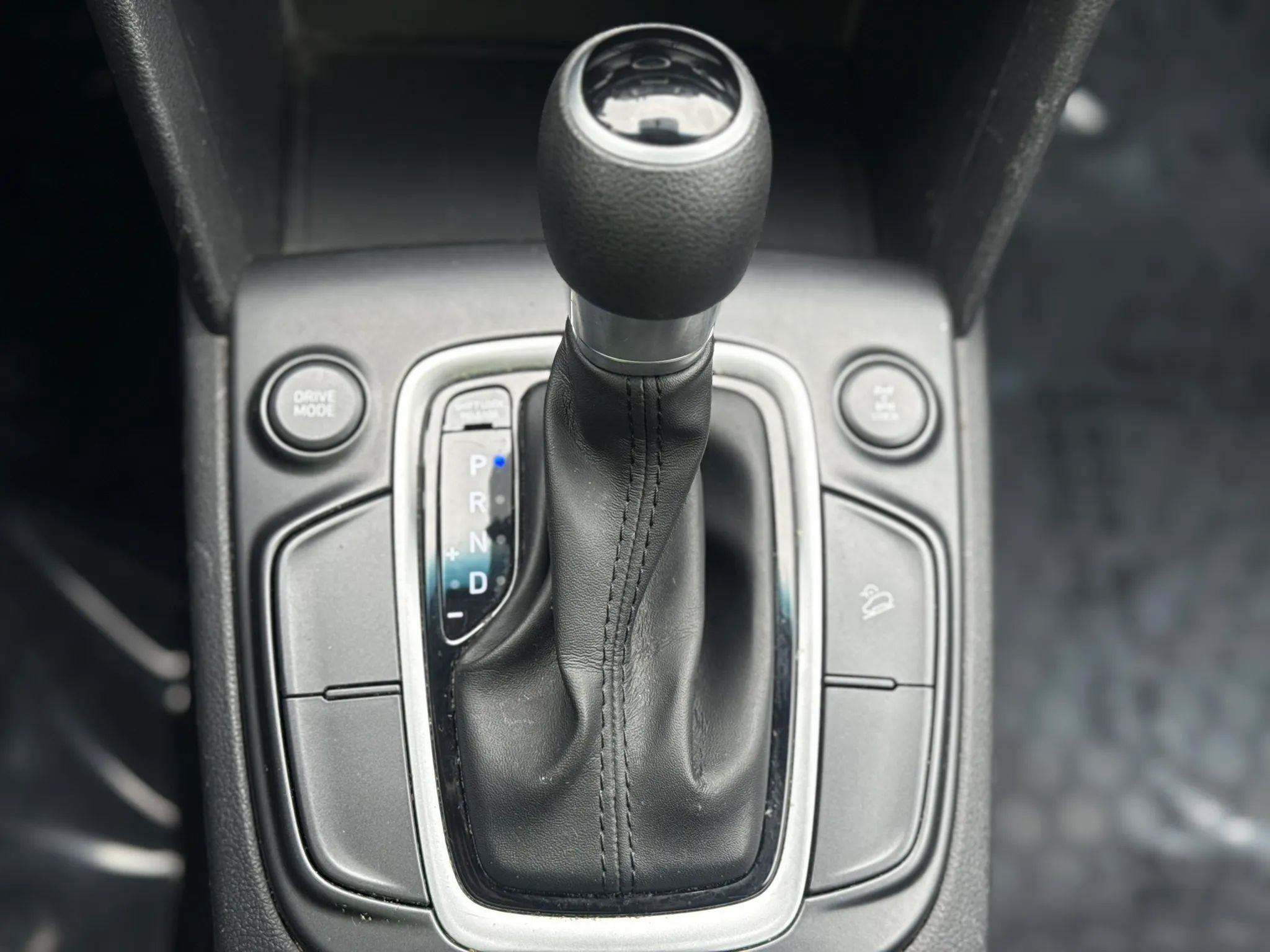 Used 2018 Hyundai Kona SE AWD/4WD image 26