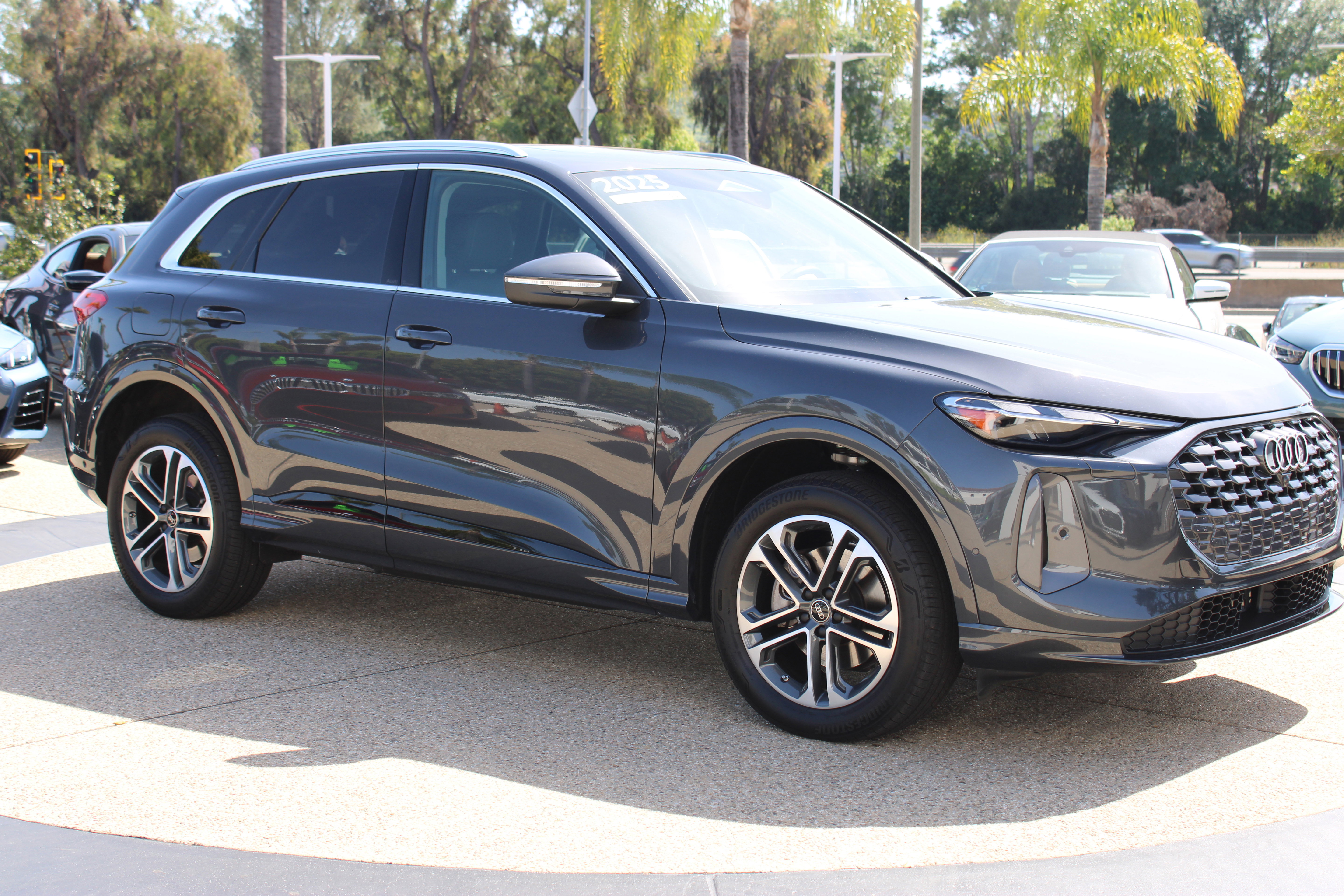 Certified 2025 Audi Q5 Premium w/ Convenience Package image 8