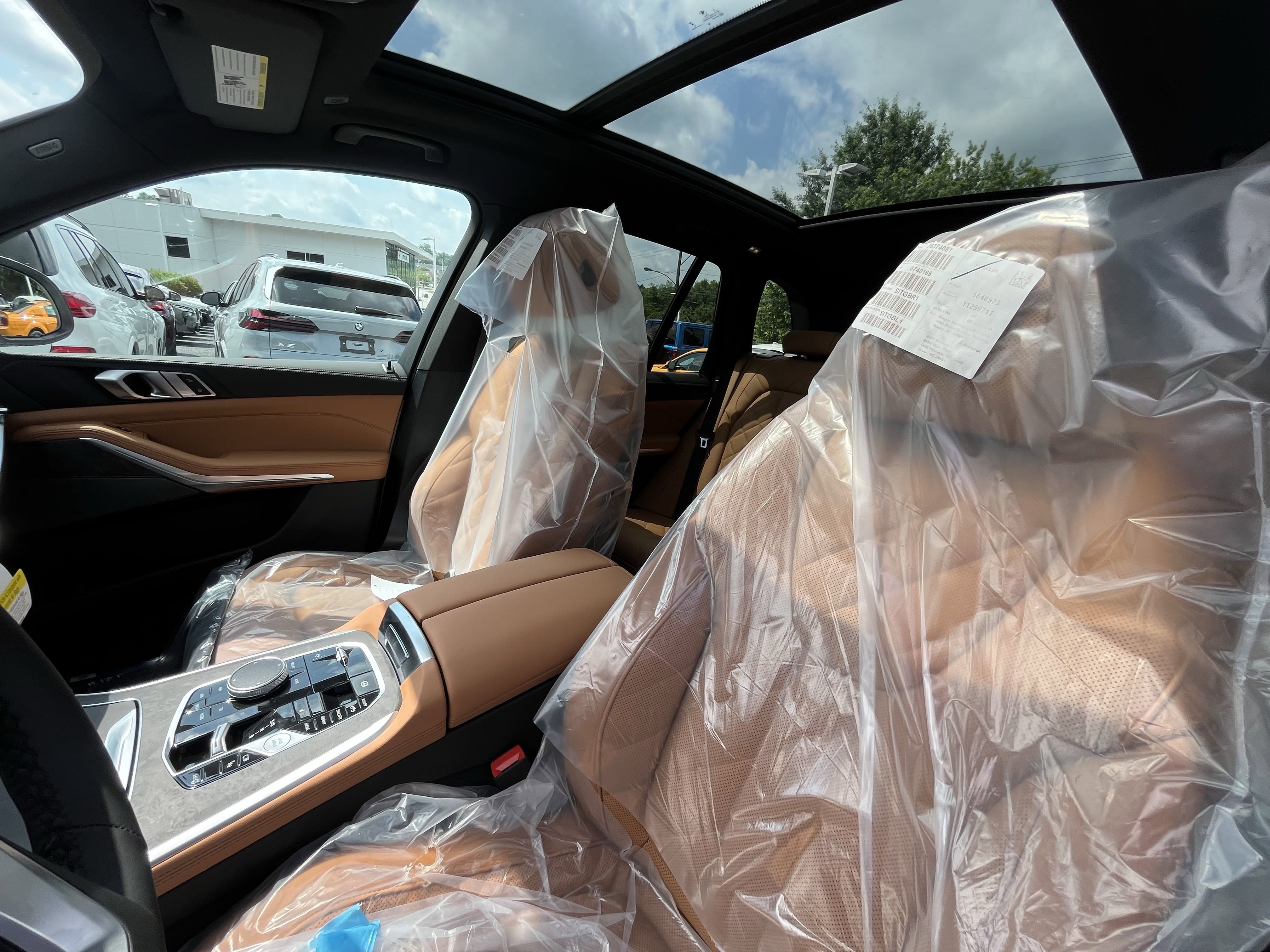 Used 2026 BMW X5 xDrive50e image 16