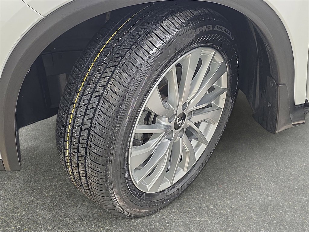 Certified 2023 INFINITI QX50 Luxe image 29