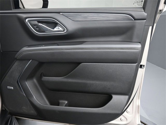 Used 2023 GMC Yukon XL SLT image 22