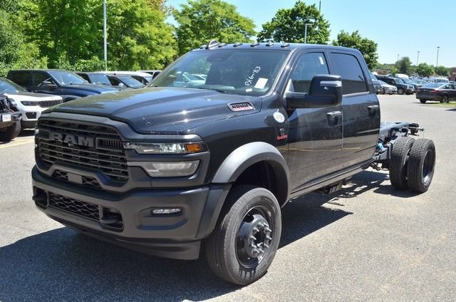New 2026 RAM 5500 Tradesman AWD/4WD image 4