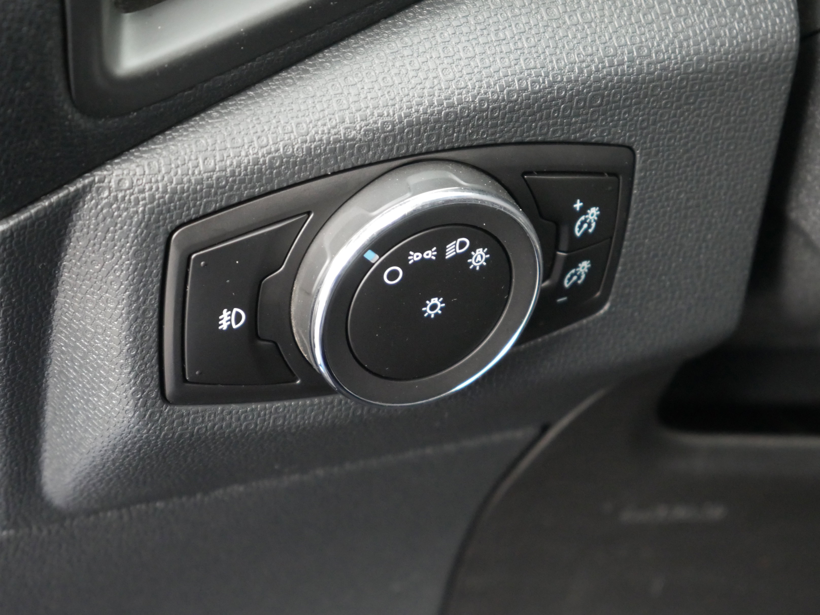 Used 2019 Ford EcoSport SES image 6