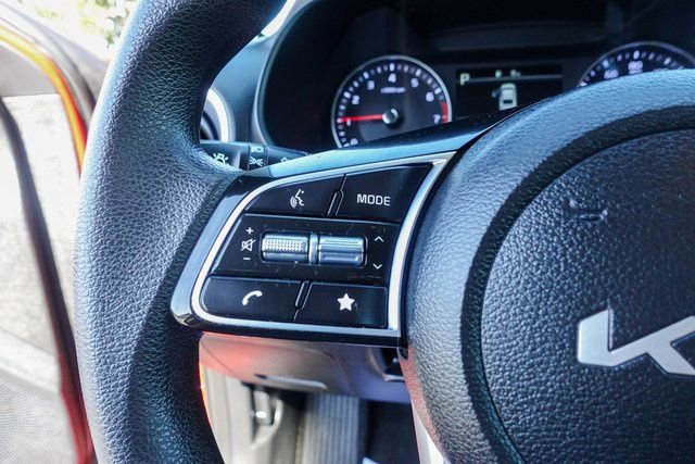 Used 2023 Kia Forte LXS w/ LXS Technology Package image 13