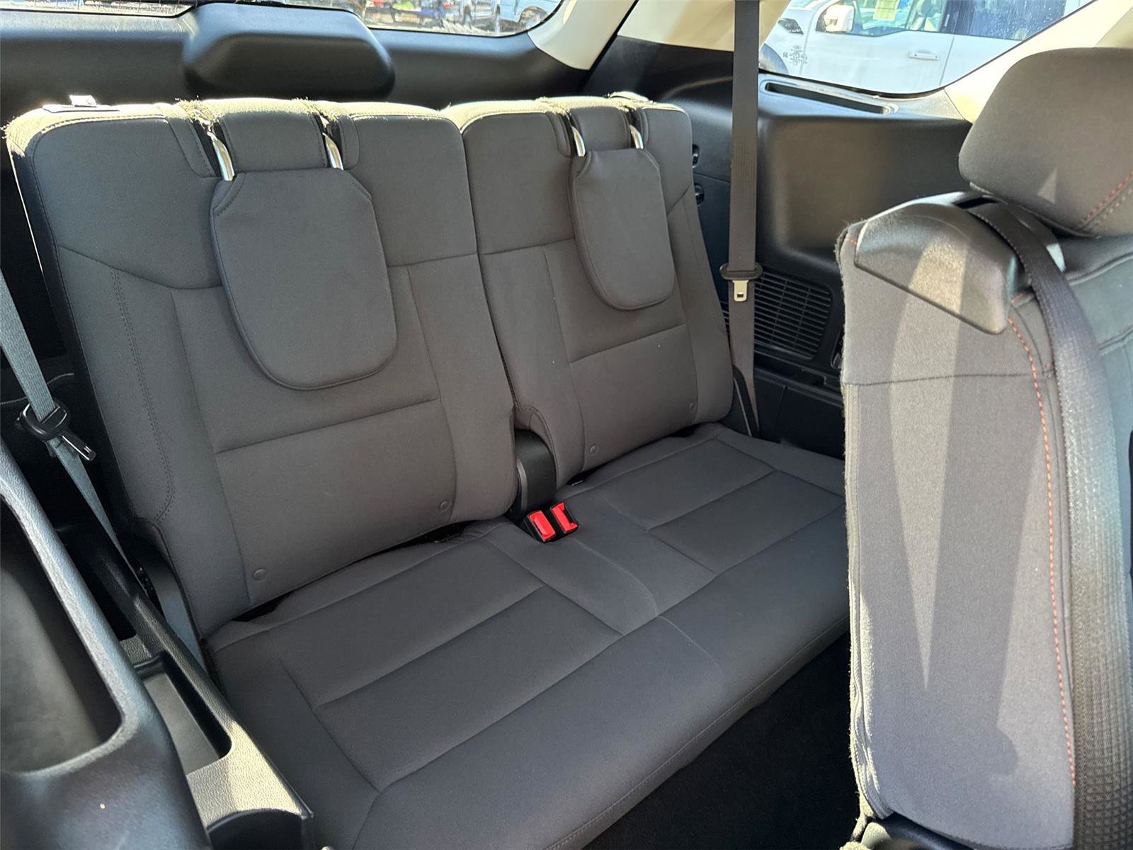 Used 2025 Ford Explorer Active image 19