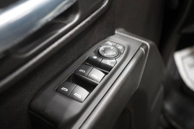 Used 2024 Chevrolet Silverado 2500 Custom w/ Custom Value Package image 16