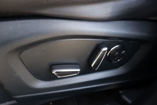 Used 2020 Ford Explorer ST w/ Premium Technology Package image 17