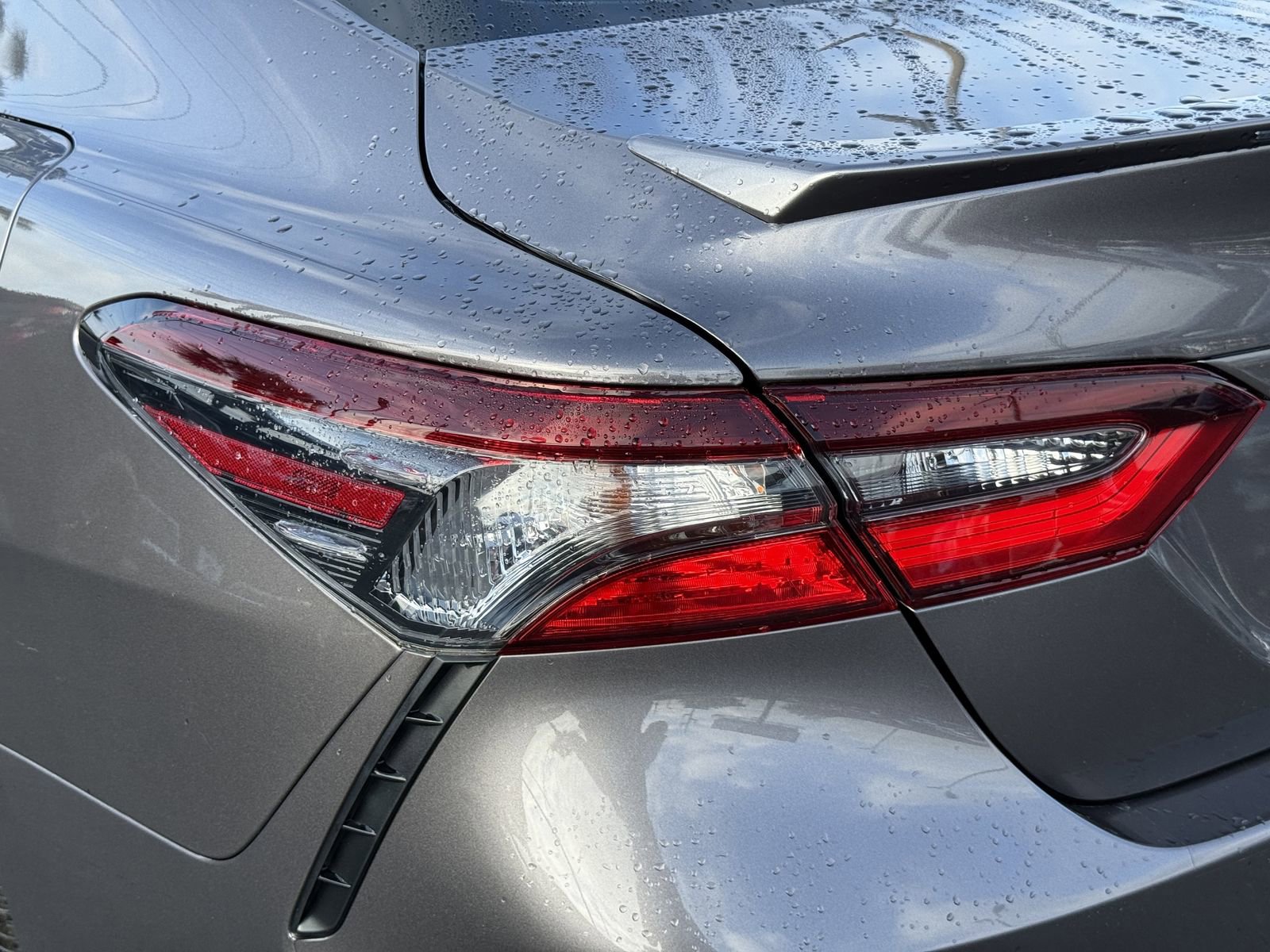 Used 2023 Toyota Camry SE w/ Convenience Package image 6