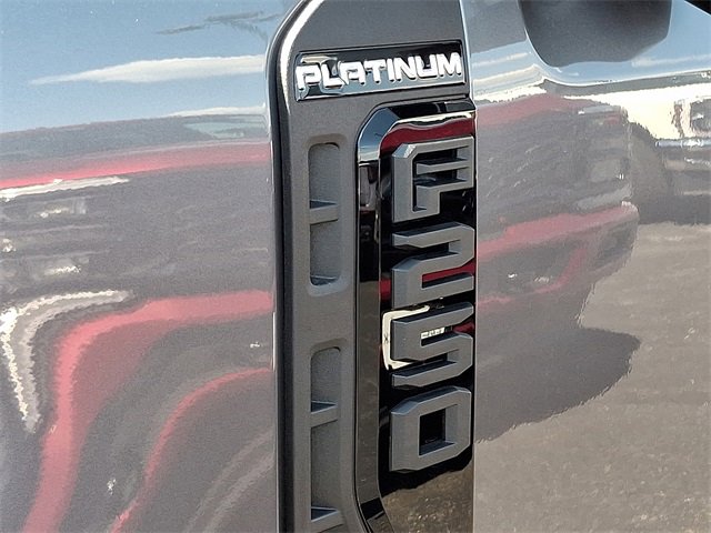 New 2026 Ford F250 Platinum image 19