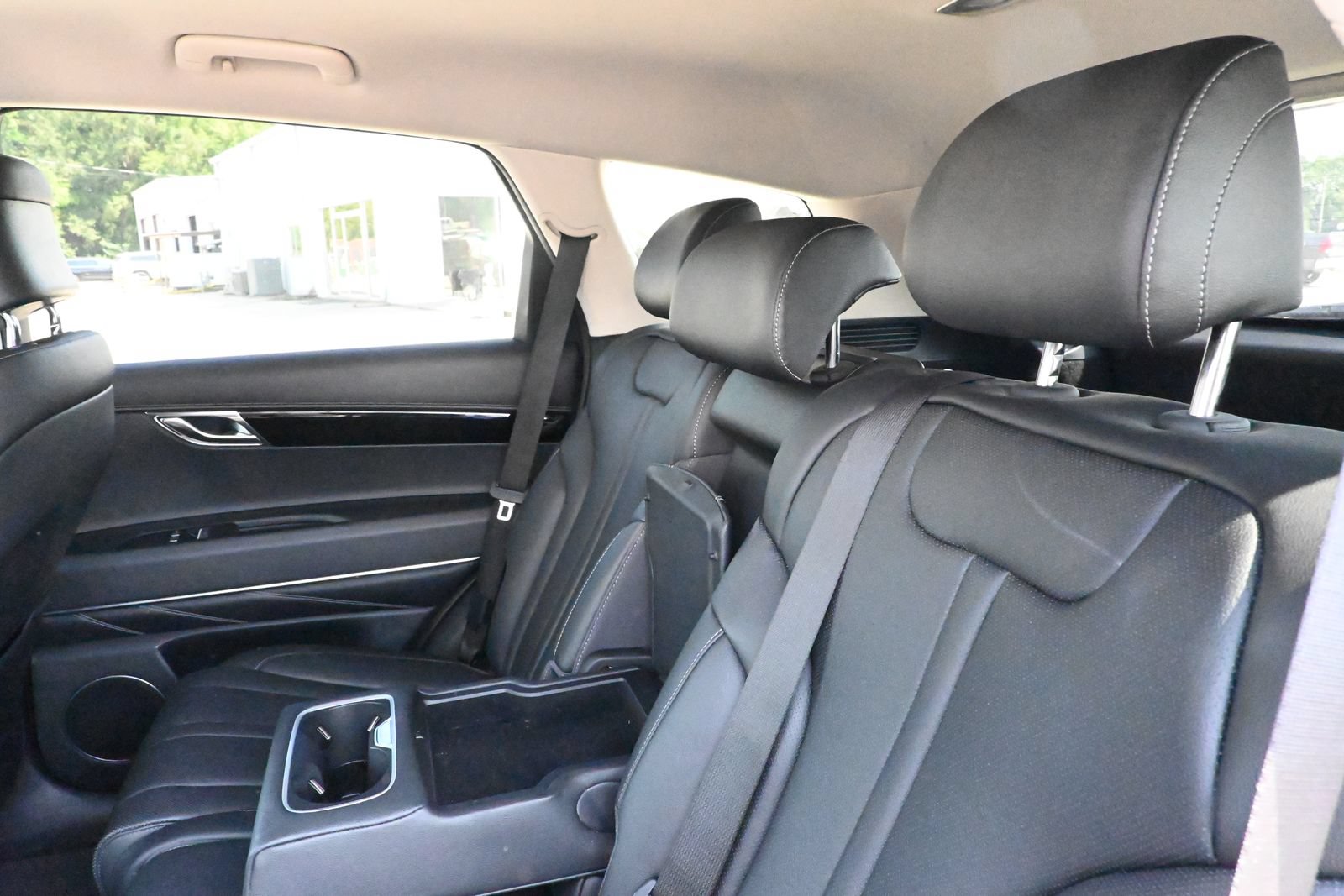 Used 2025 Genesis GV80 2.5T Standard AWD/4WD image 21