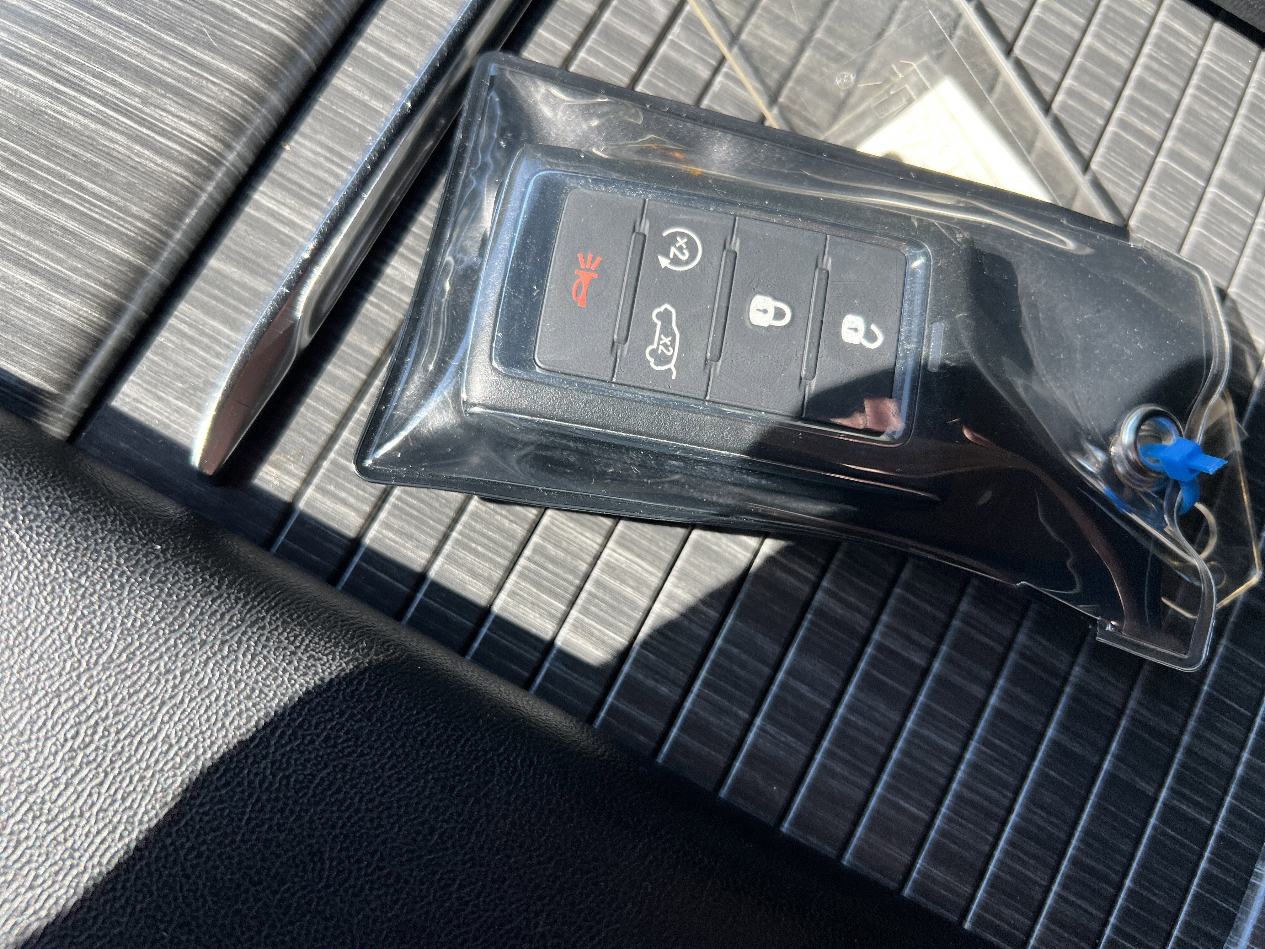 Used 2023 Jeep Wagoneer Series III w/ Preferred Equipment Group image 33