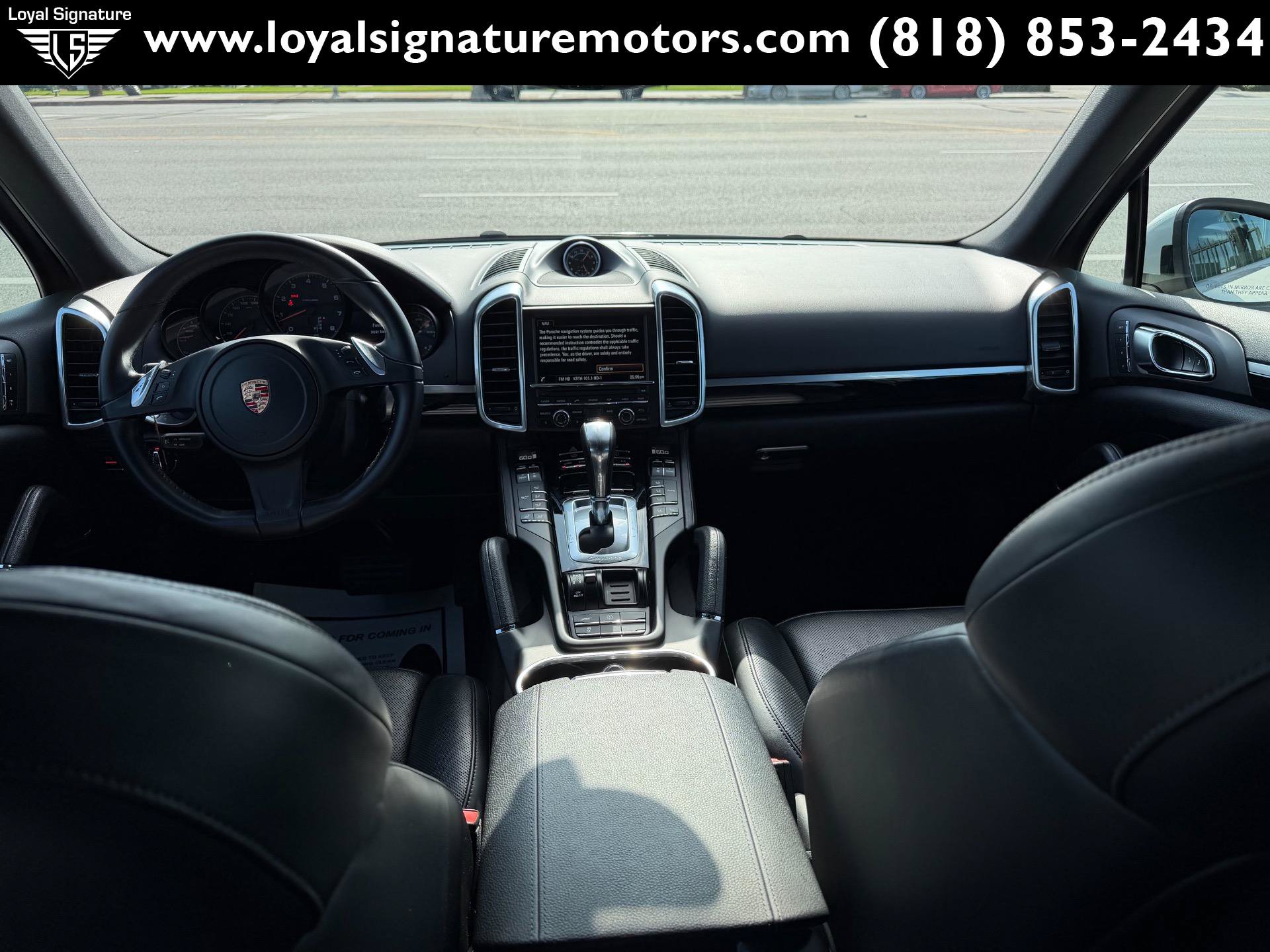 Used 2014 Porsche Cayenne Platinum Edition AWD/4WD image 16