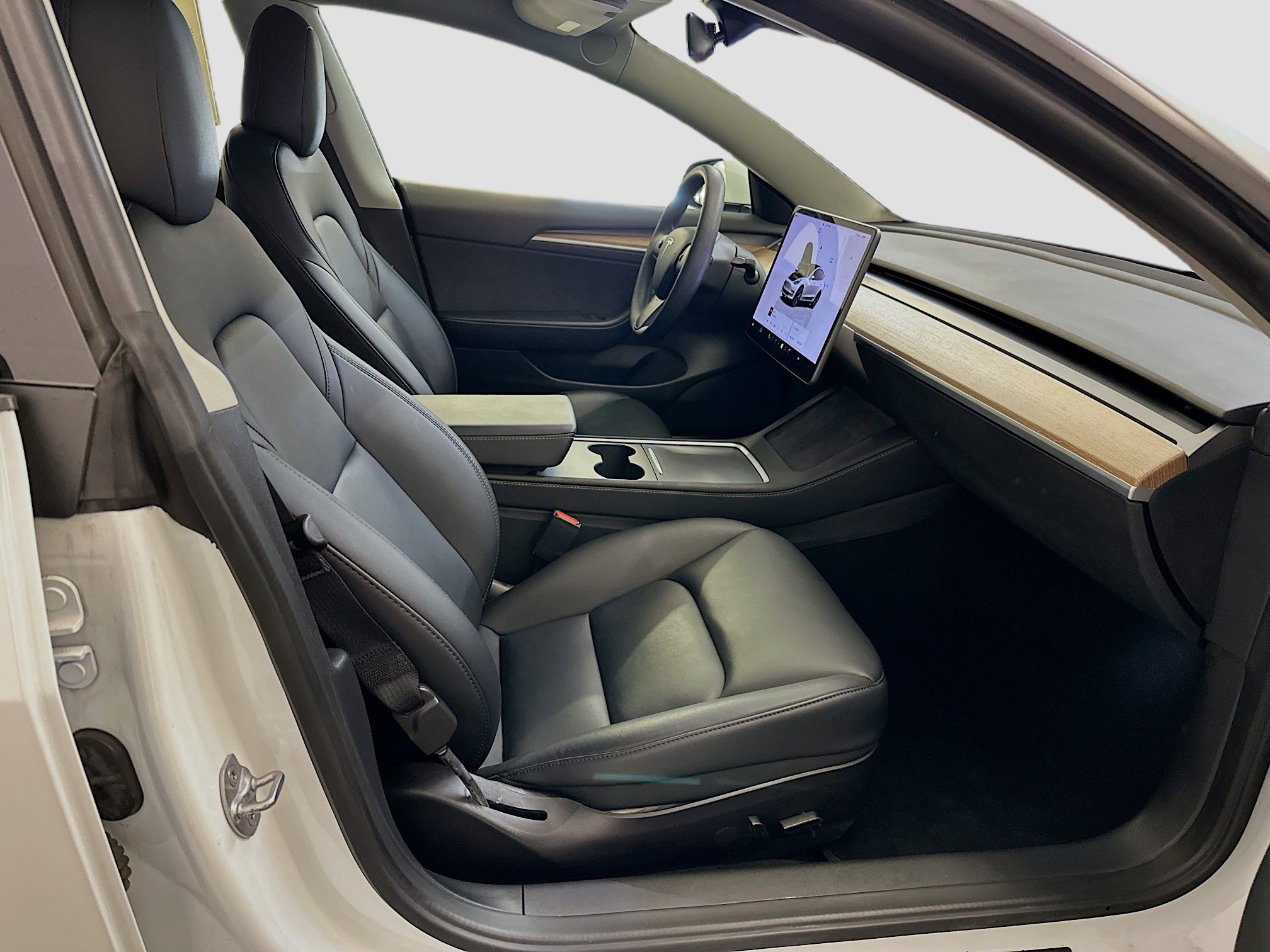 Used 2022 Tesla Model 3 Long Range image 34