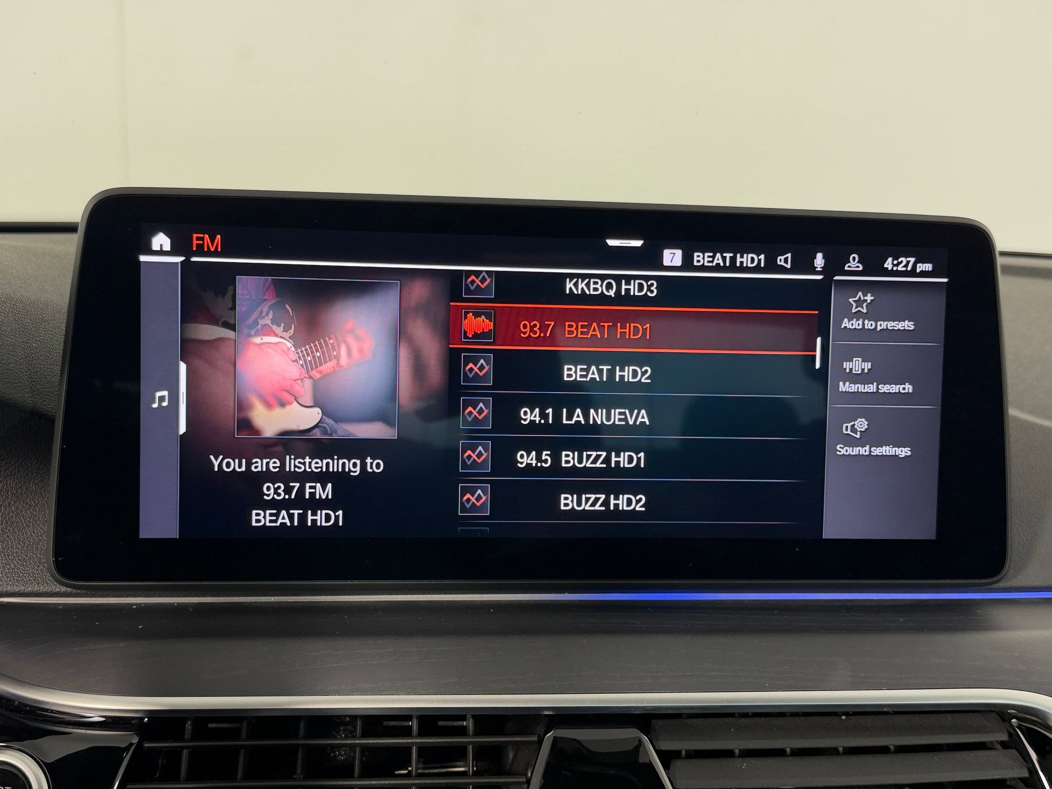 Certified 2023 BMW 530i w/ M Sport Package RWD image 25