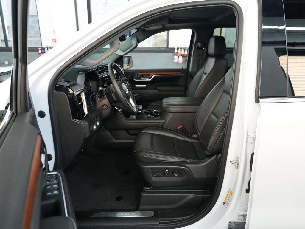 Used 2023 GMC Sierra 1500 Denali w/ Denali Reserve Package AWD/4WD image 25