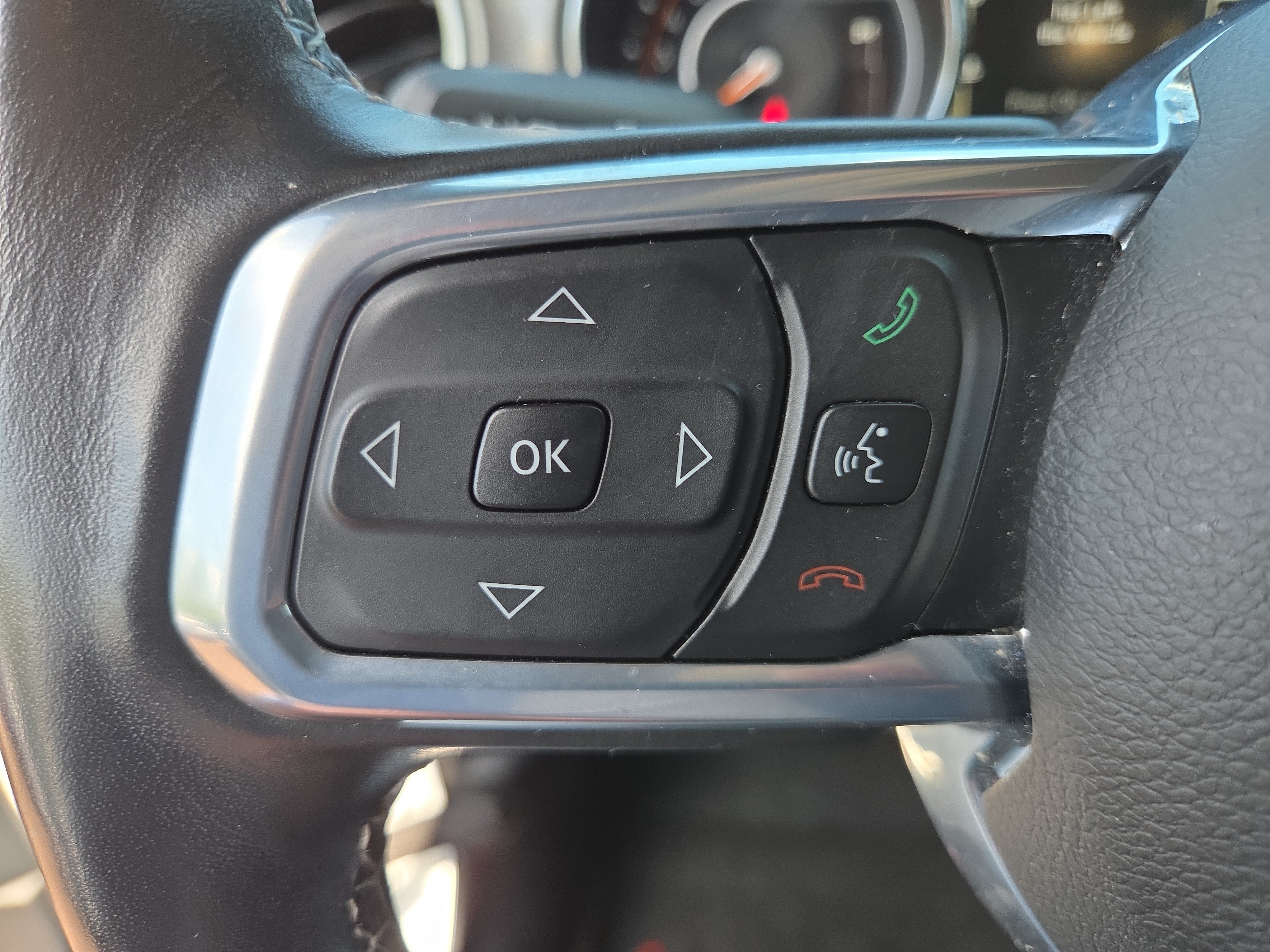 Used 2022 Jeep Wrangler Unlimited Sahara w/ Cold Weather Group AWD/4WD image 26