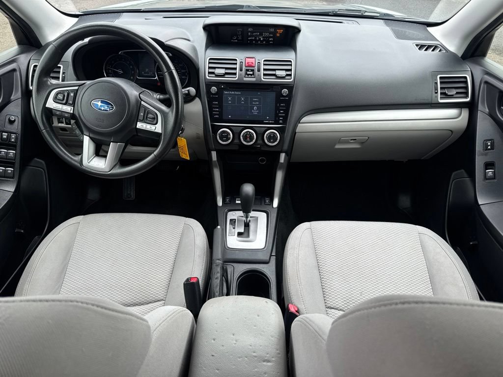Used 2017 Subaru Forester 2.5i Premium AWD/4WD image 22