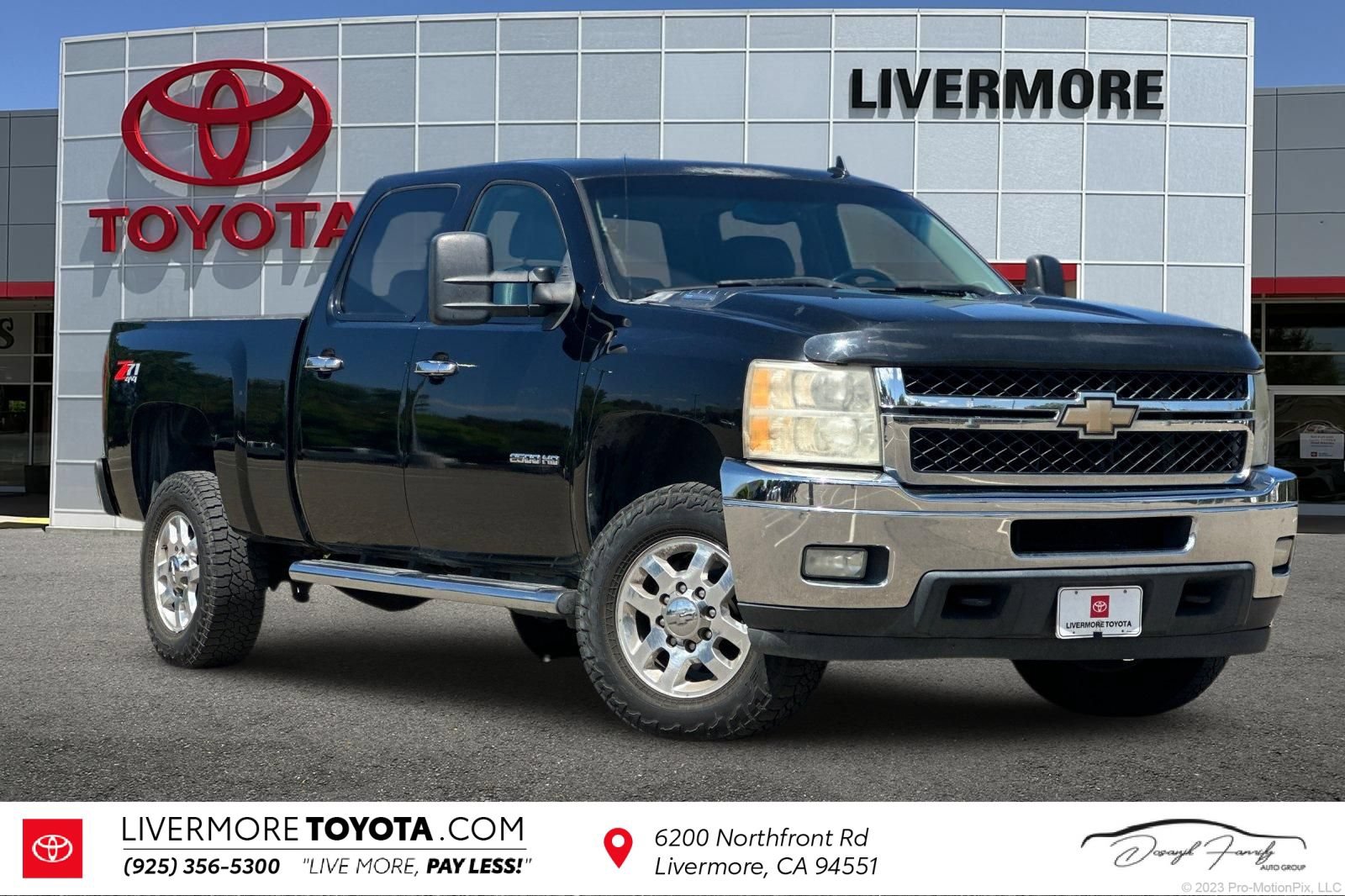 Used 2011 Chevrolet Silverado 2500 LTZ w/ LTZ Plus Package AWD/4WD image 1