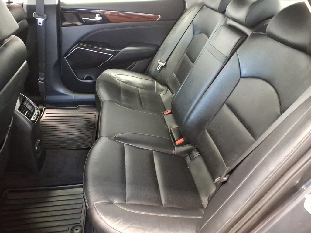 Used 2017 Kia Cadenza Technology FWD image 23