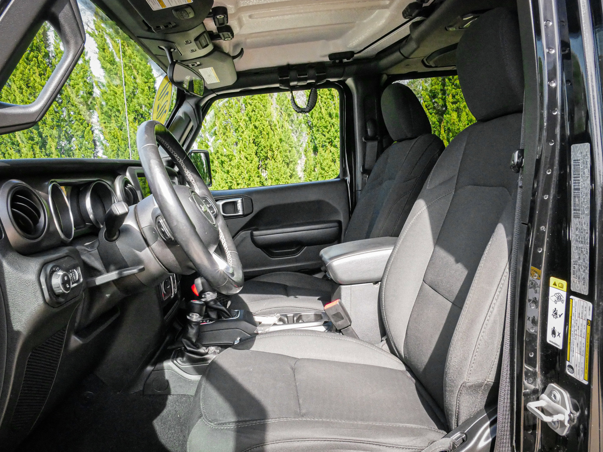 Used 2020 Jeep Gladiator Sport w/ Quick Order Package 24S image 16