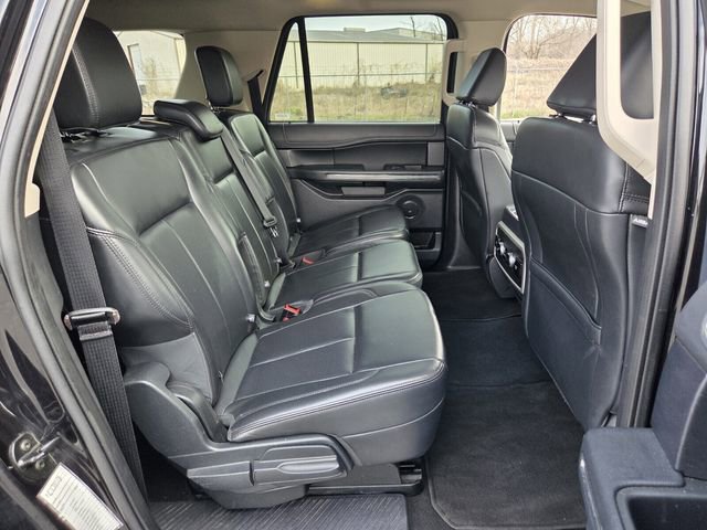Used 2024 Ford Expedition Max XLT image 17
