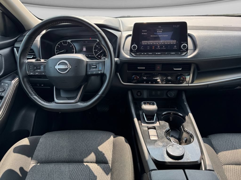 Used 2025 Nissan Rogue SV AWD/4WD image 22
