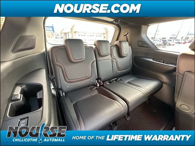 New 2025 Nissan Armada SL w/ Captain's Chari Seat Package AWD/4WD image 16