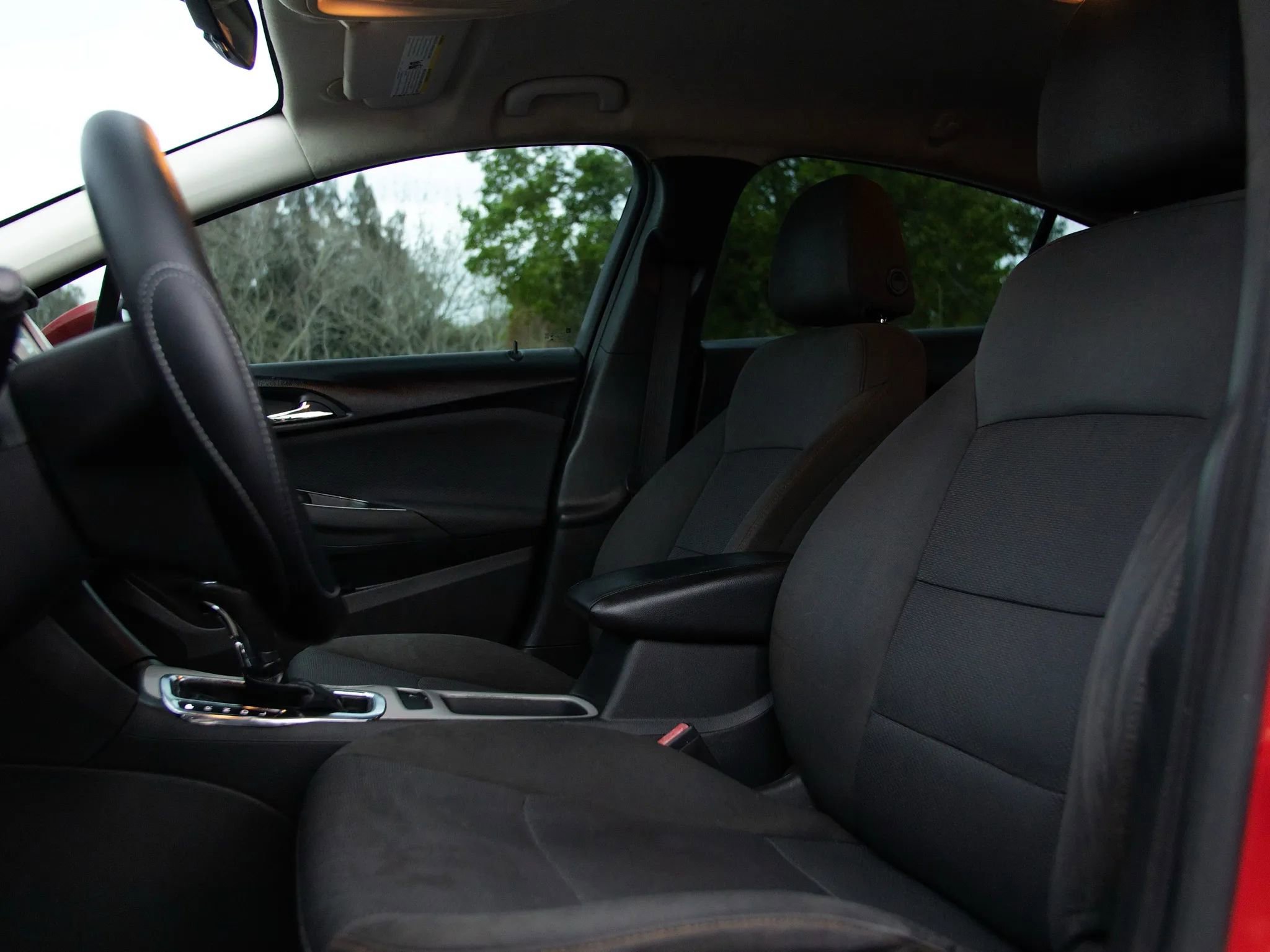 Used 2018 Chevrolet Cruze LS FWD image 17