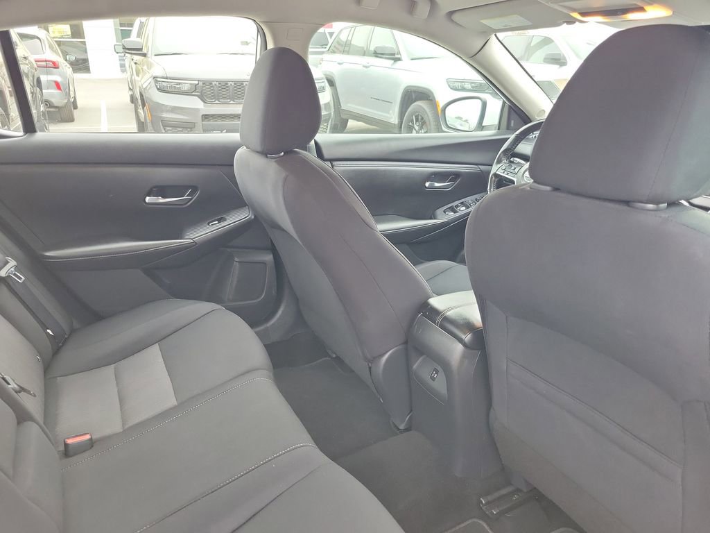 Used 2022 Nissan Sentra SV image 30