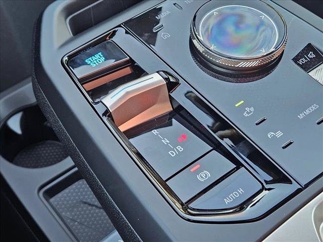 Certified 2026 BMW iX xDrive60 AWD/4WD image 11