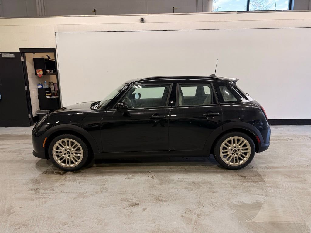 New 2026 MINI Cooper S FWD image 2
