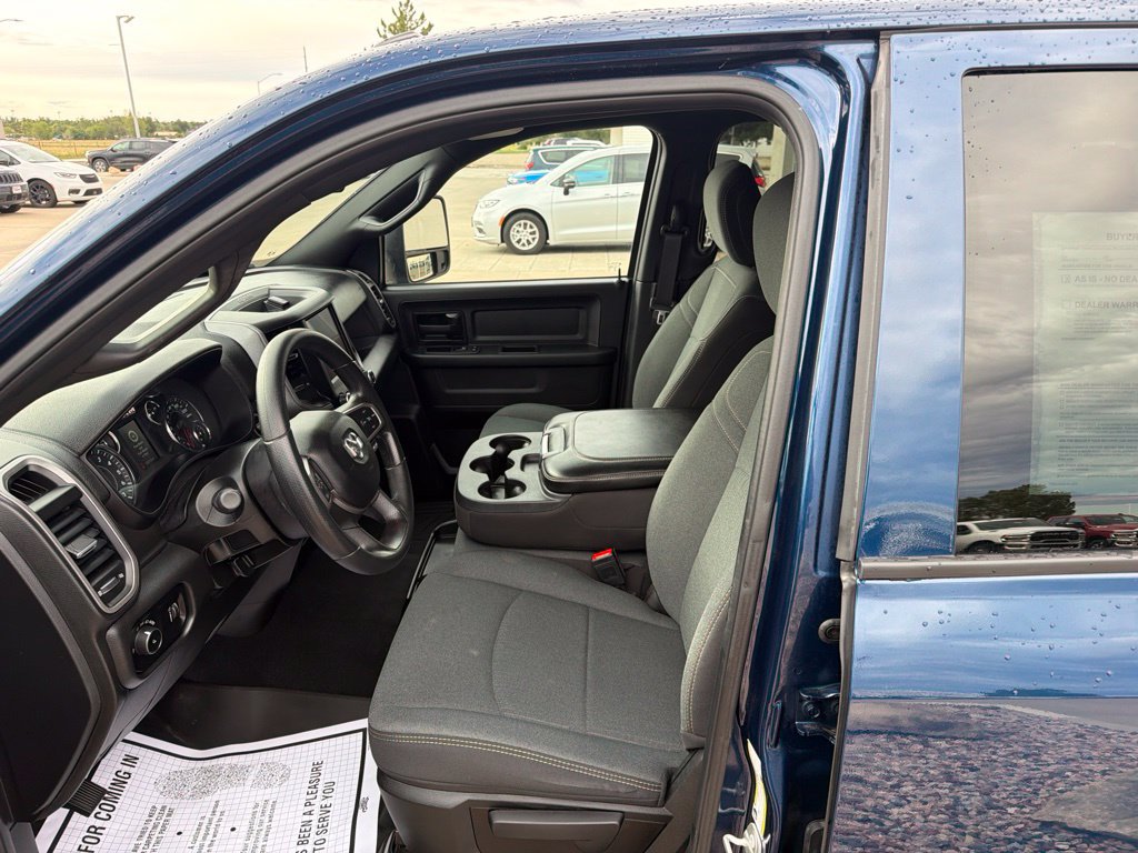Used 2024 RAM 2500 Tradesman w/ Chrome Appearance Group AWD/4WD image 9