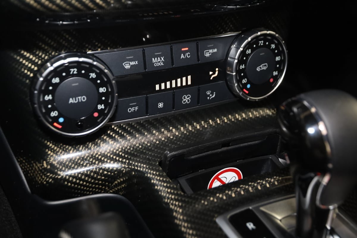 Used 2017 Mercedes-Benz G 550 Squared image 40
