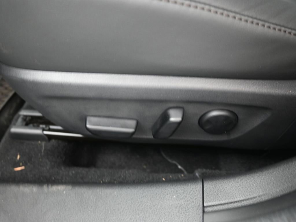 Certified 2025 MAZDA MAZDA3 s image 15