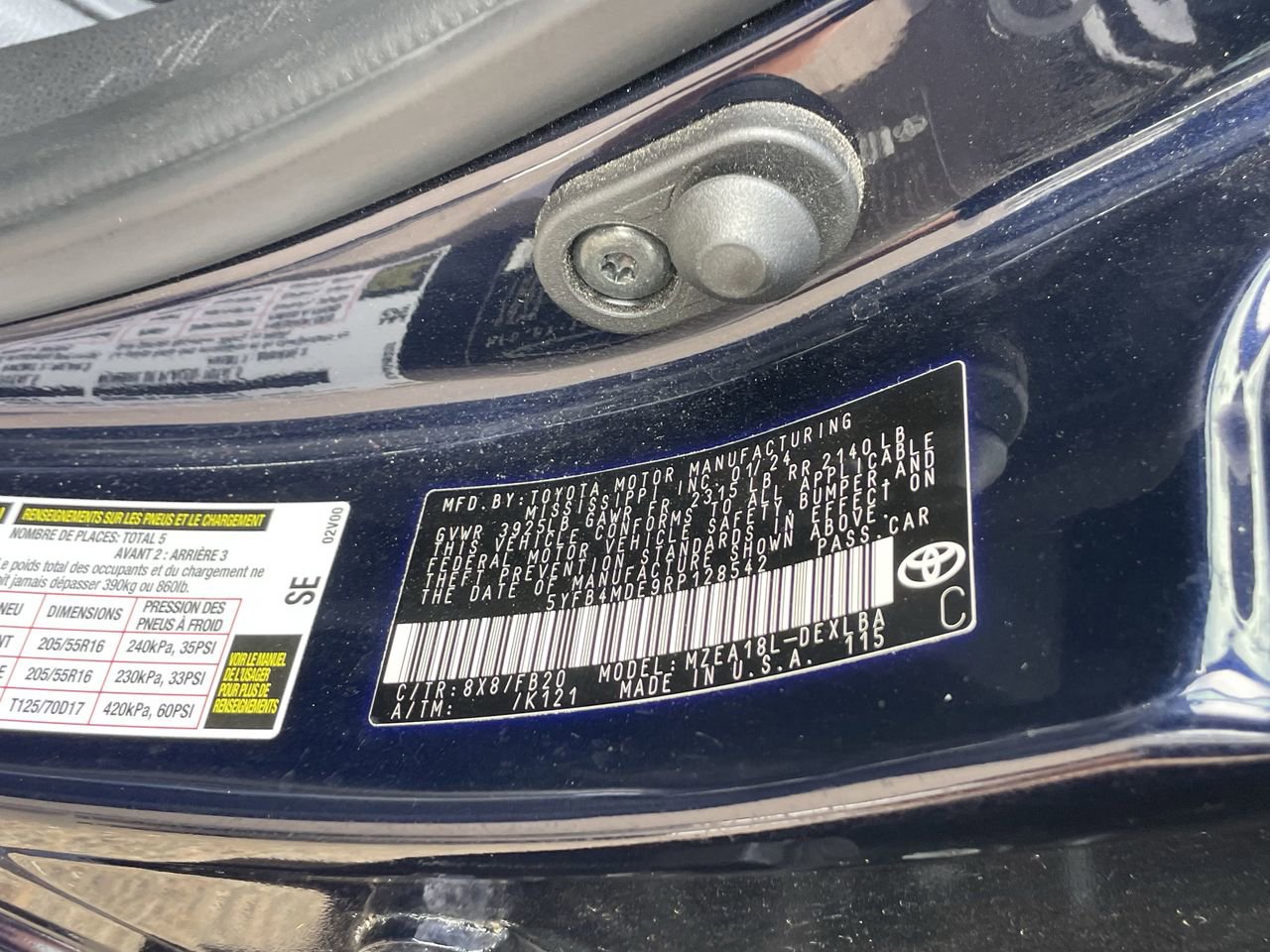 Used 2024 Toyota Corolla LE image 33