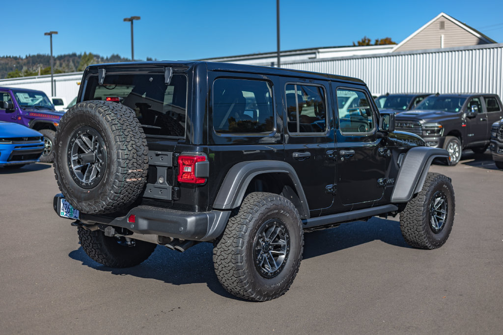 Used 2026 Jeep Wrangler Unlimited Rubicon 392 w/ Quick Order Package 27X Moab AWD/4WD image 7