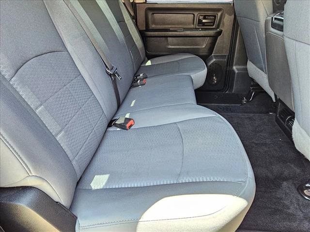 Used 2014 RAM 1500 Express RWD image 18