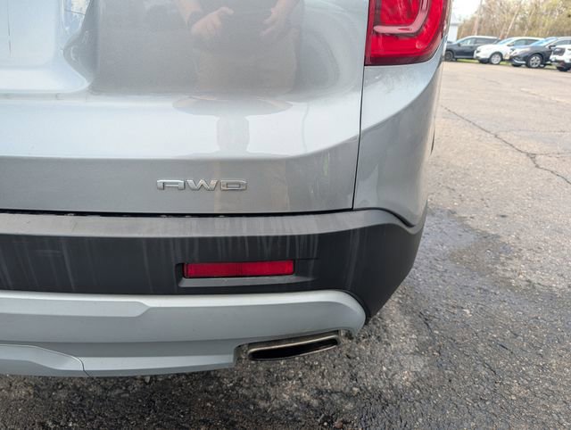 Used 2023 GMC Acadia SLT image 5