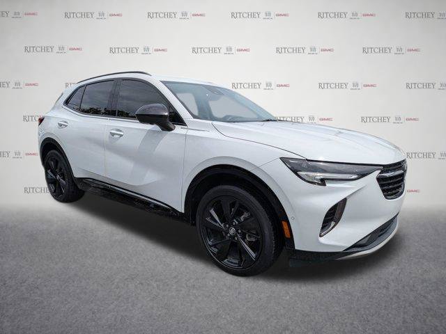 Certified 2022 Buick Envision Essence w/ Technology Package II FWD image 2
