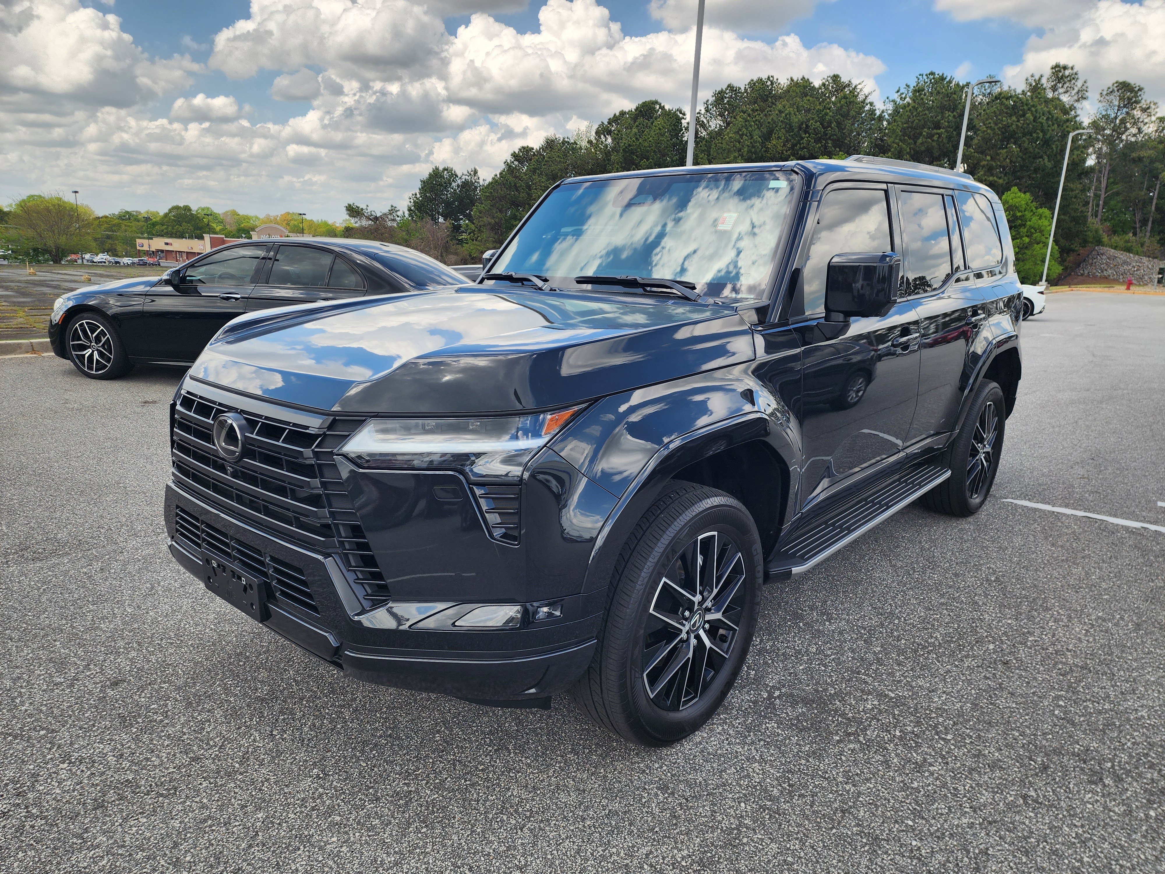 Used 2024 Lexus GX 550 w/ Accessory Package (2T) AWD/4WD image 9