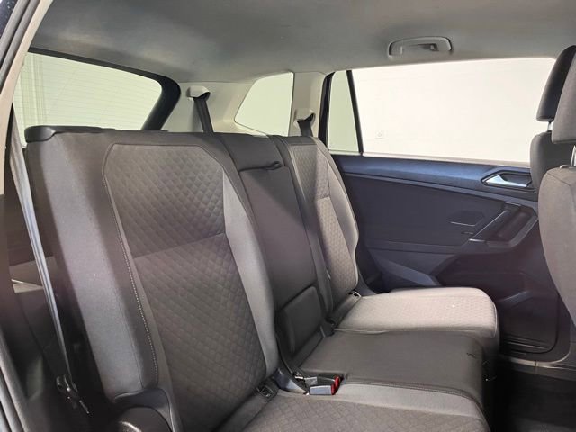 Used 2020 Volkswagen Tiguan S image 13