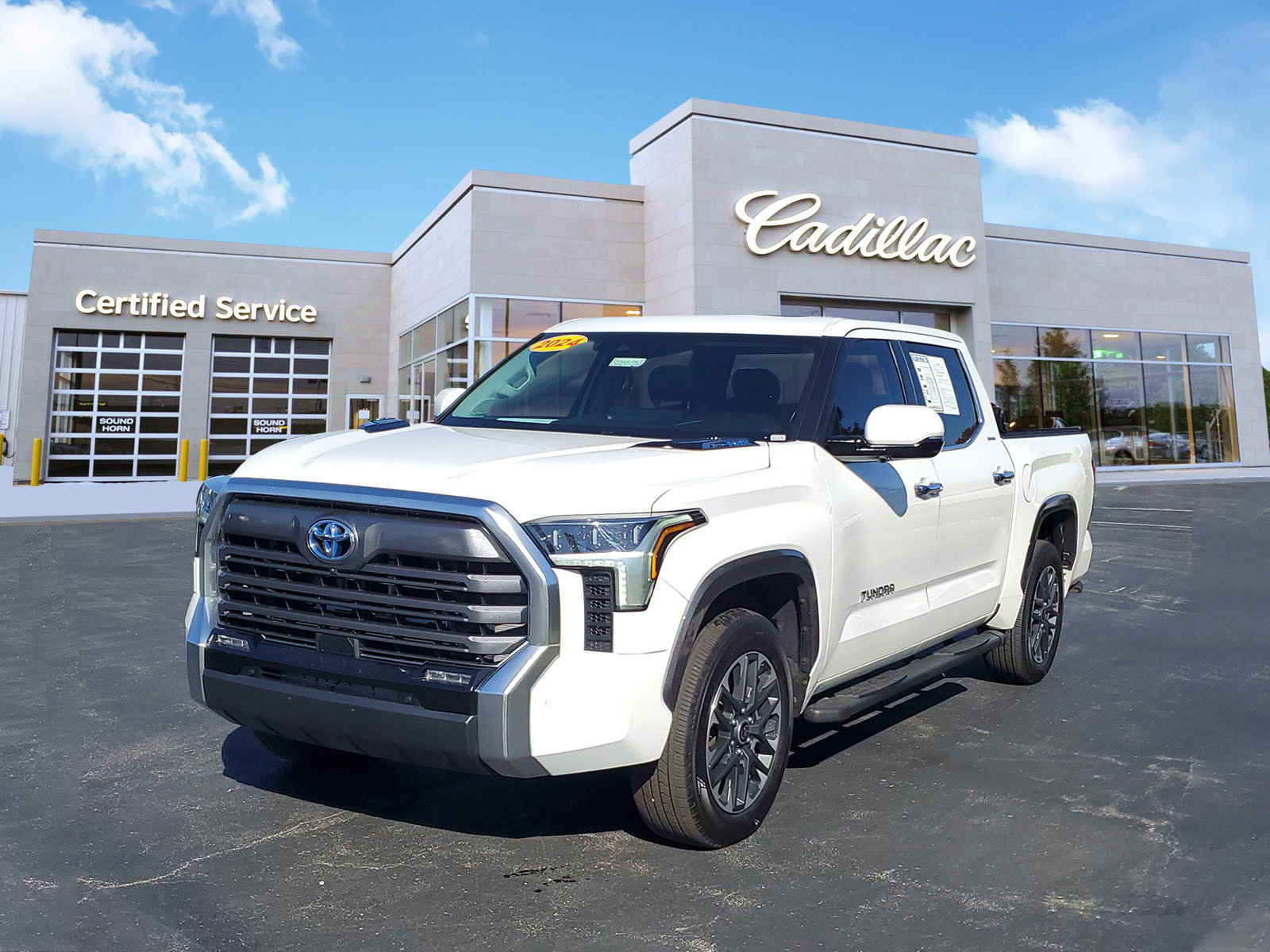 Used 2024 Toyota Tundra Limited image 1