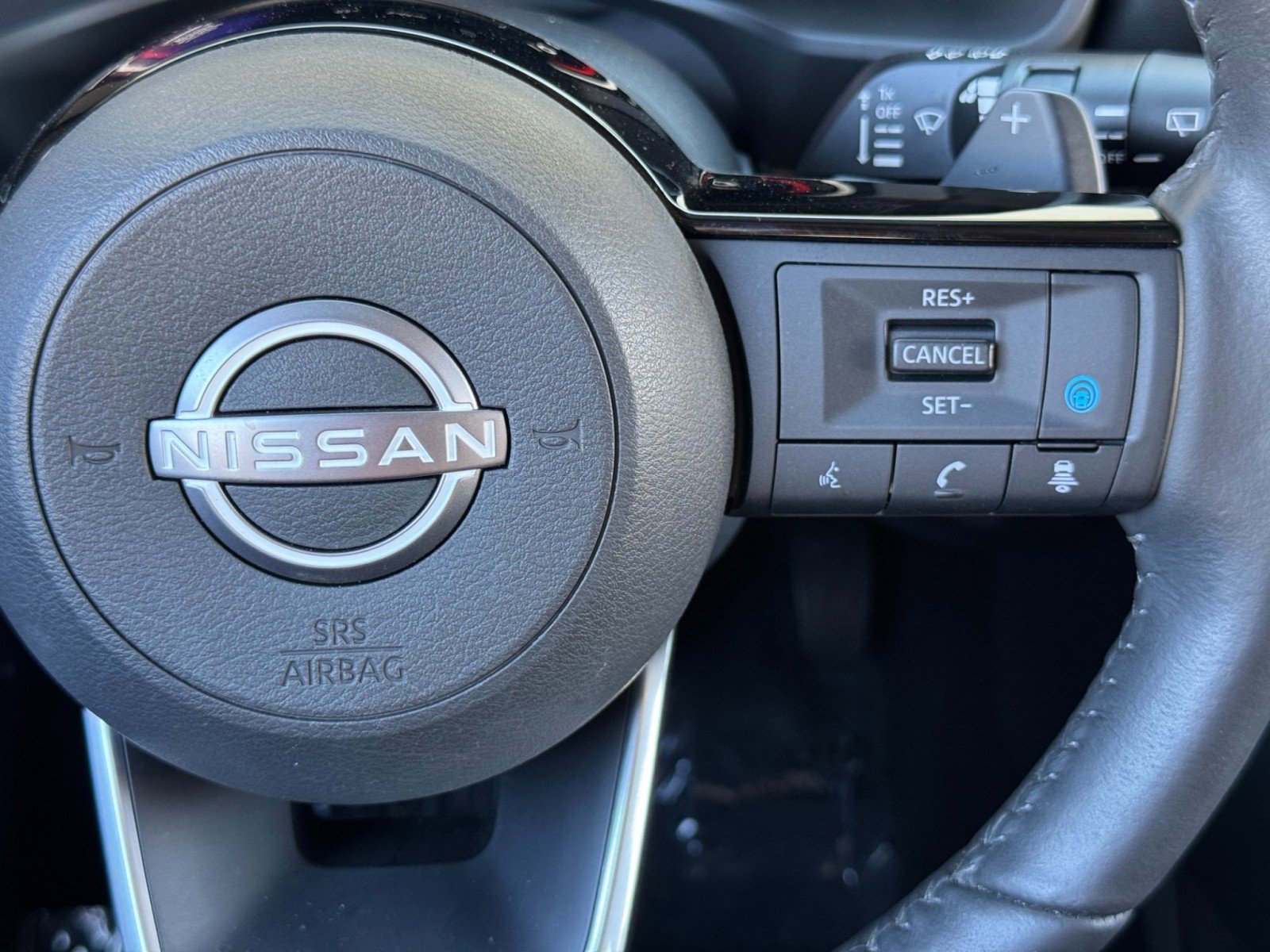 Used 2024 Nissan Rogue SL FWD image 20