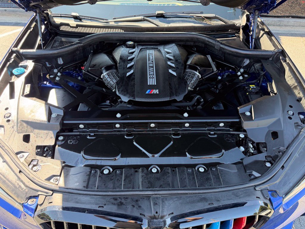 Used 2022 BMW X5 M w/ Executive Package AWD/4WD image 6