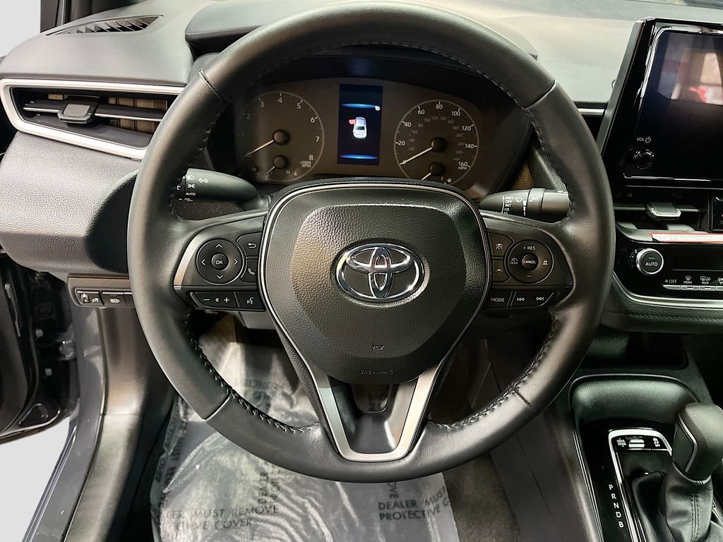 Used 2025 Toyota Corolla SE image 11
