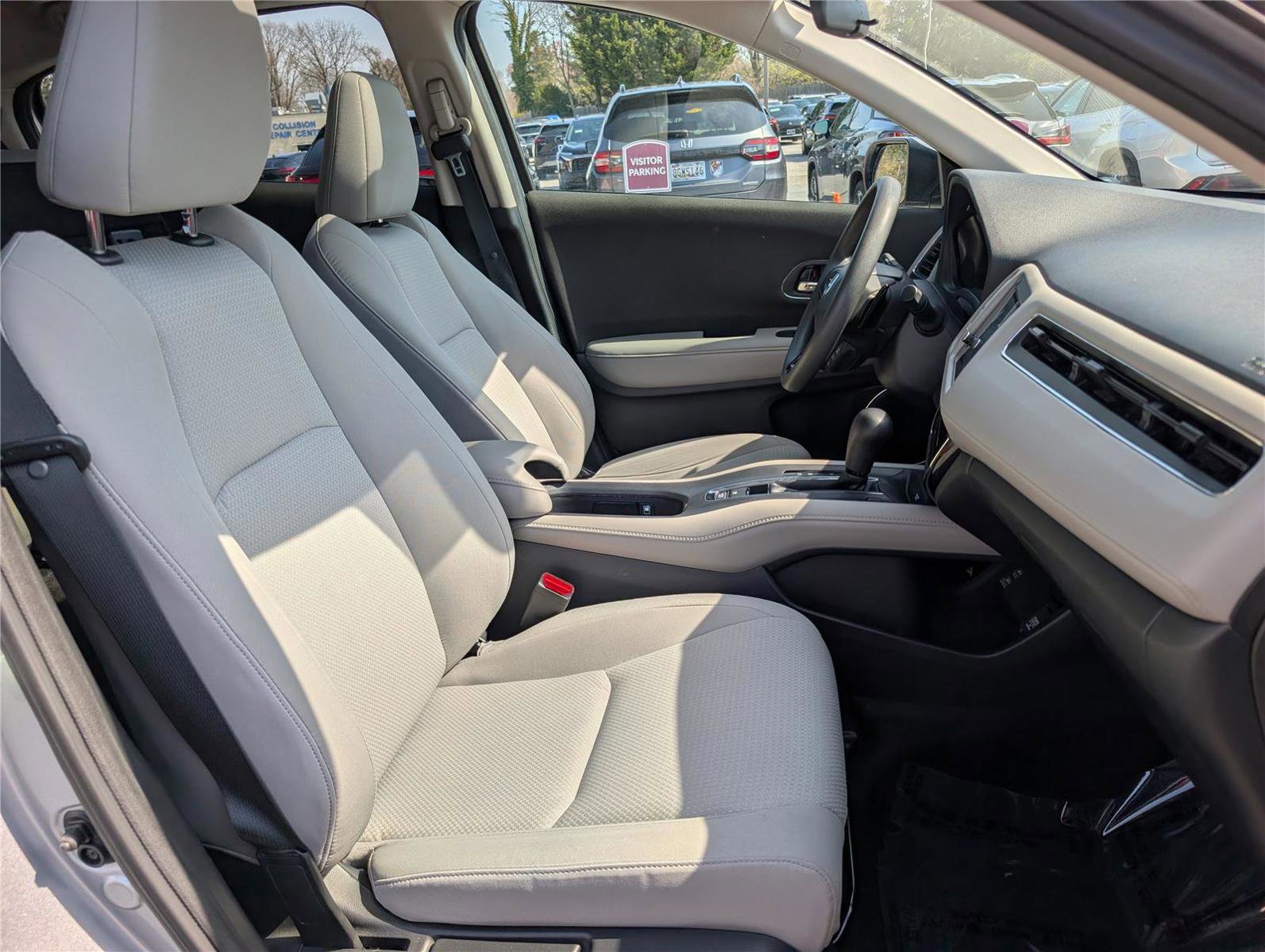 Used 2020 Honda HR-V EX image 11